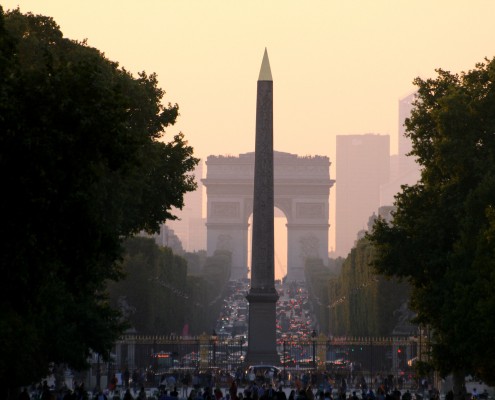 Champs Elysées Arc de Triomphe Obélisque